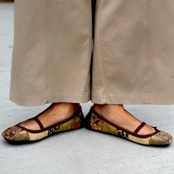 Coach Vintage Judey Floral Animal Patchwork Pattern Mary Jane Ballet Flats - Picture 2 of 11